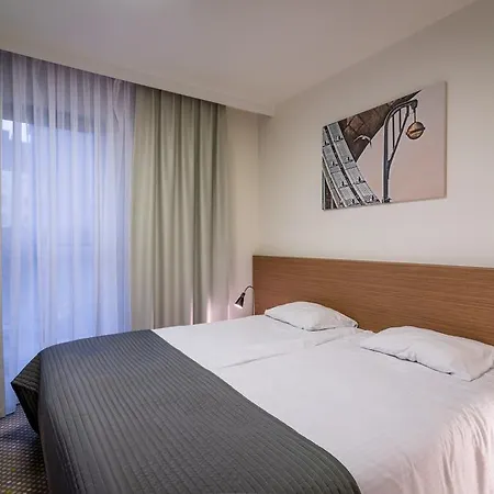 Rest * فروتسواف