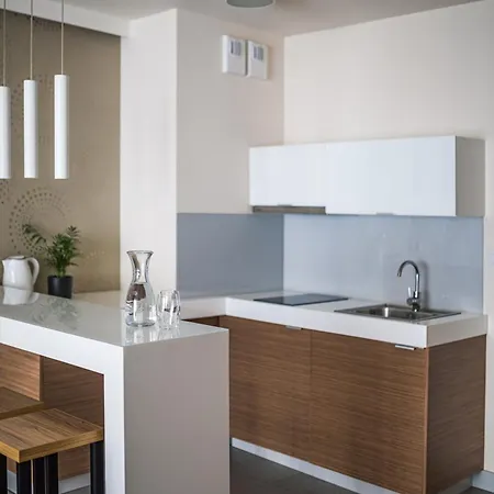 Rest Apartment *